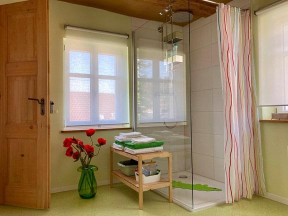 Ferienhaus Badenweiler Zur Alten Damen Badezimmer Obergeschoss