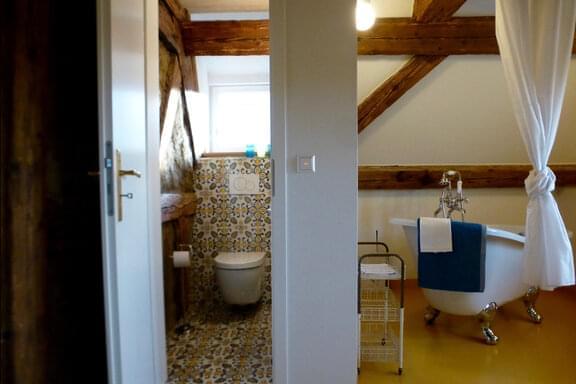 Ferienhaus Badenweiler Zur Alten Dame Dachboden - Badezimmer - Toilette